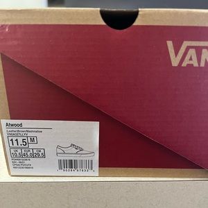 Men’s Vans tennis shoes